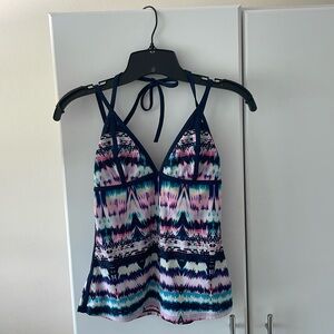 Women’s Athleta Activewear Top in XS